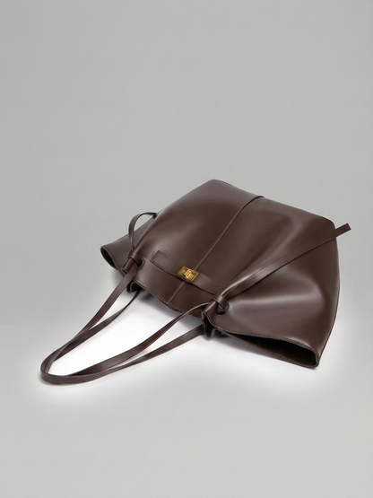 Ladies bag for university