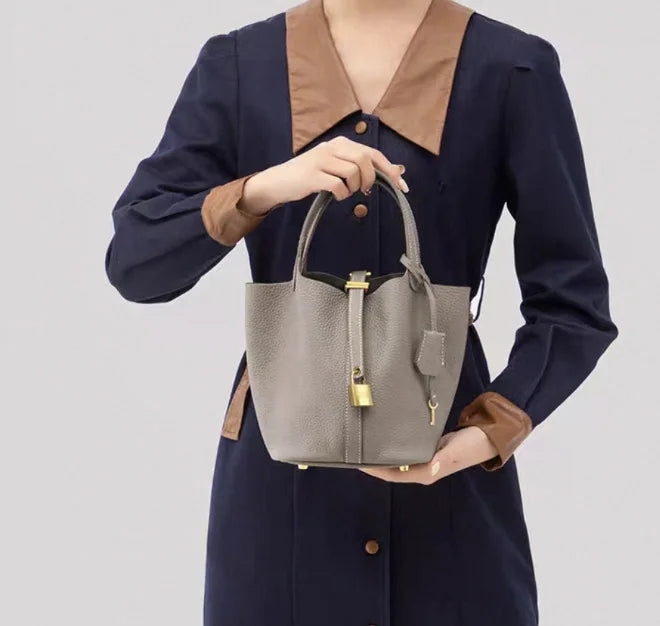 Padlock Bucket Tote | Freiburg
