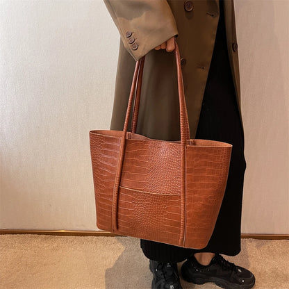 Croc-Embossed Tote & pouch| Ostend