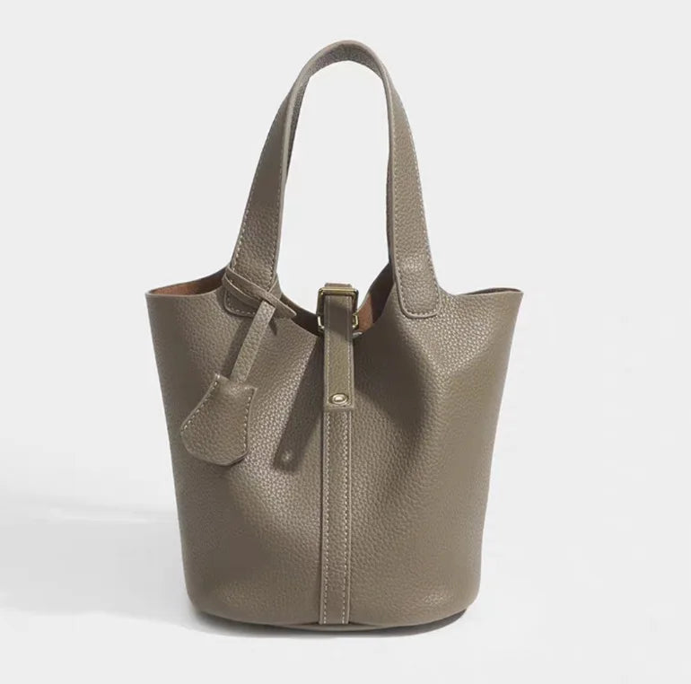 Padlock Bucket Tote | Freiburg