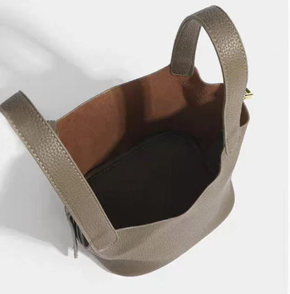 Padlock Bucket Tote | Freiburg
