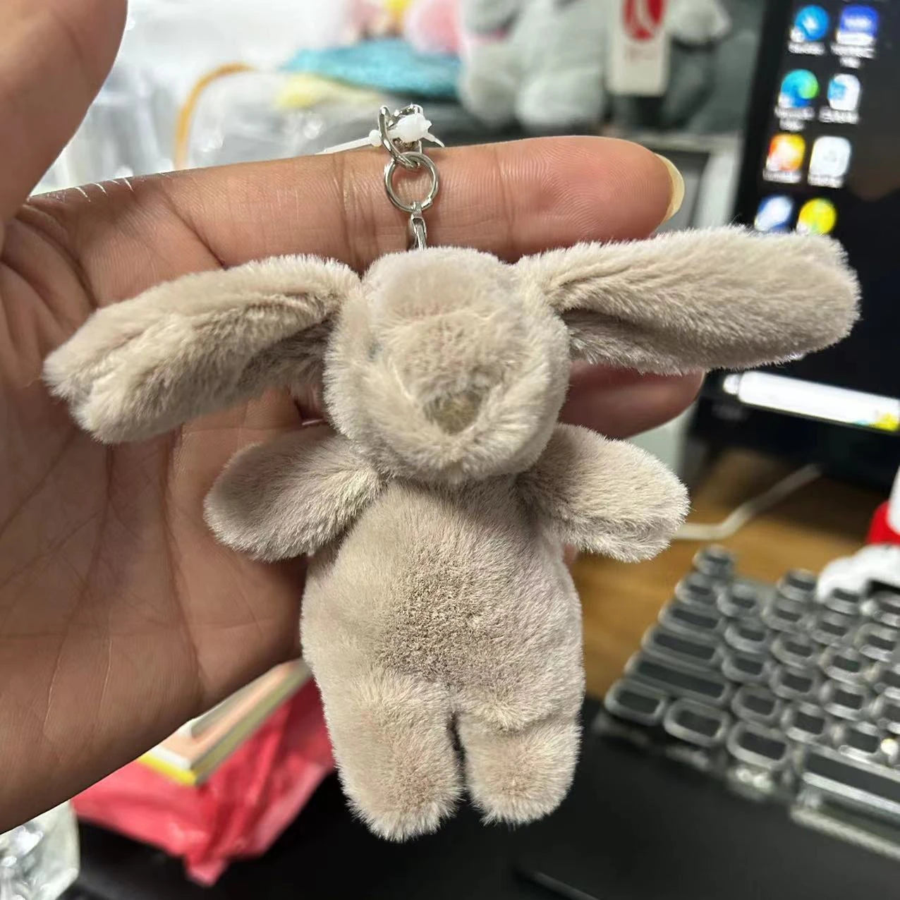 Plush Rabbit Bag Charm & Keychain – Soft Beige