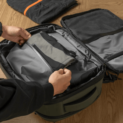 The Sunday - vacuum compression backpack  60L