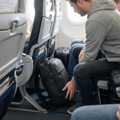 The Sunday - vacuum compression backpack  60L