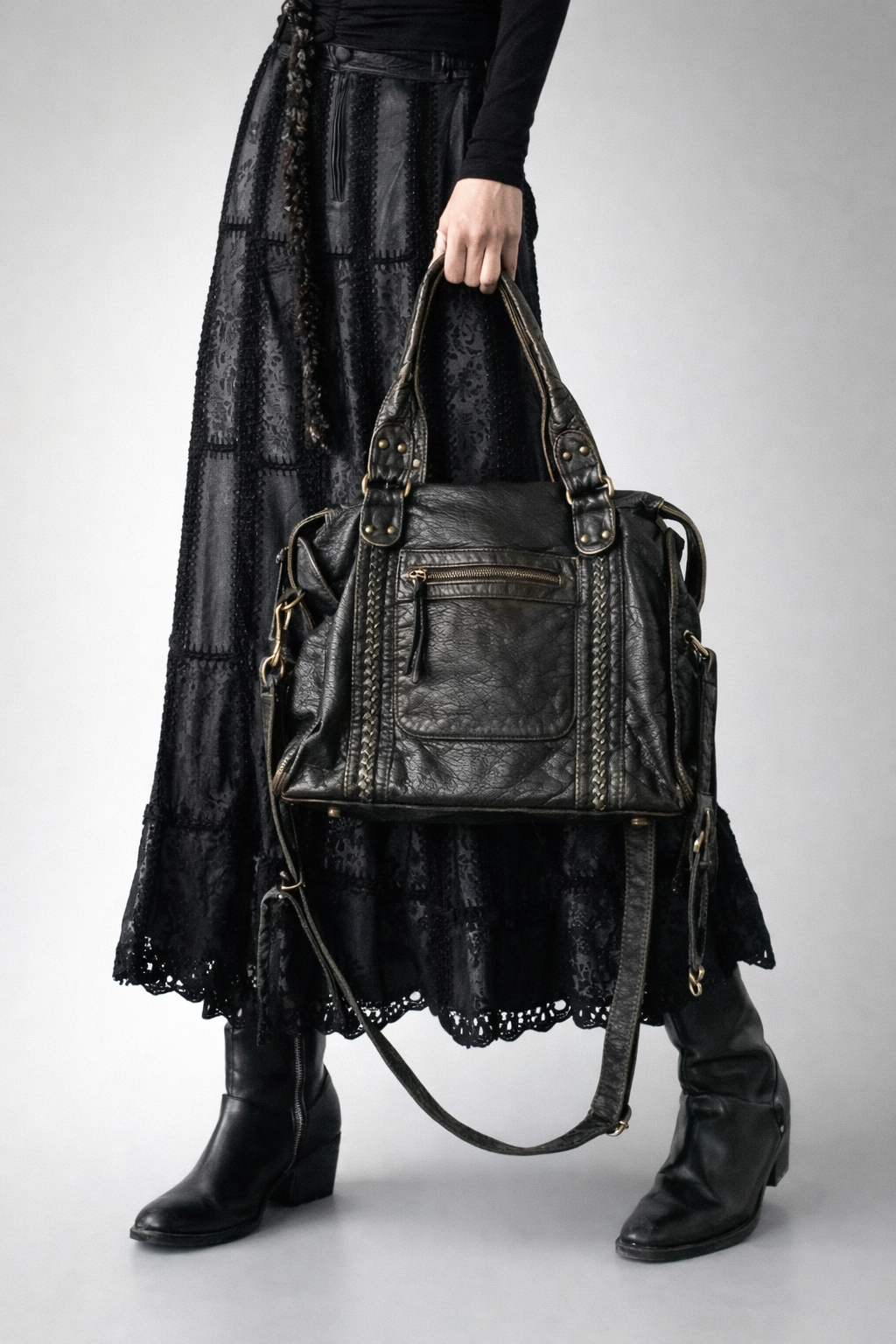 black handbag for school with zipper pockets | PALERMO