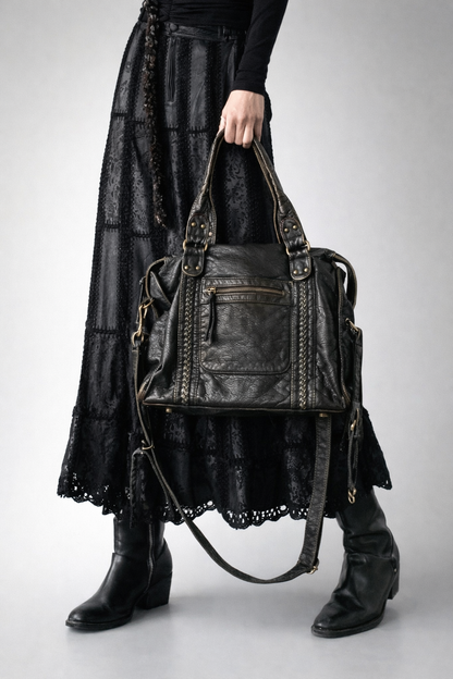 black handbag for school with zipper pockets | PALERMO