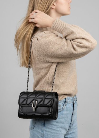 Quilted Chain Crossbody Bag |  Ghent