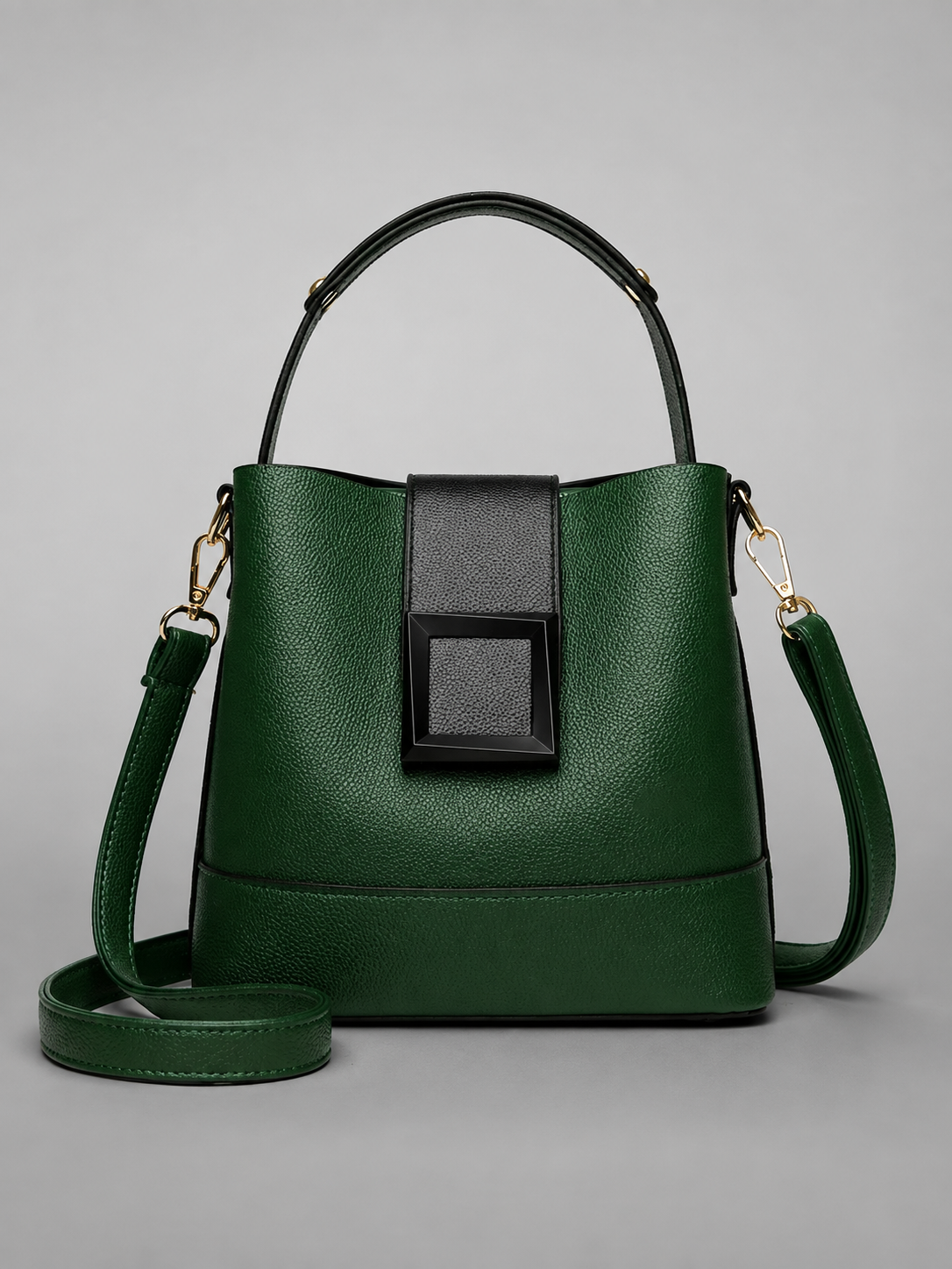 Contrast Buckle Bucket Bag | Bregenz
