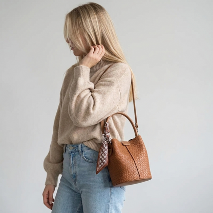 Woven Bucket Bag | Trier