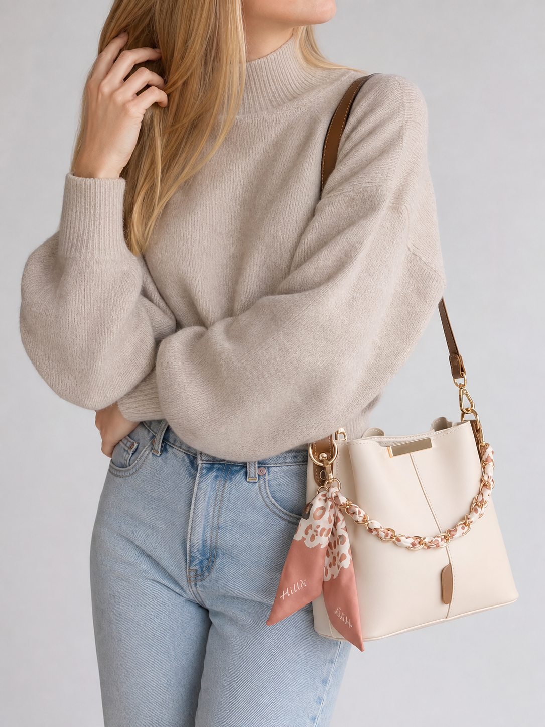 Chain & Scarf Bucket Bag | Namur