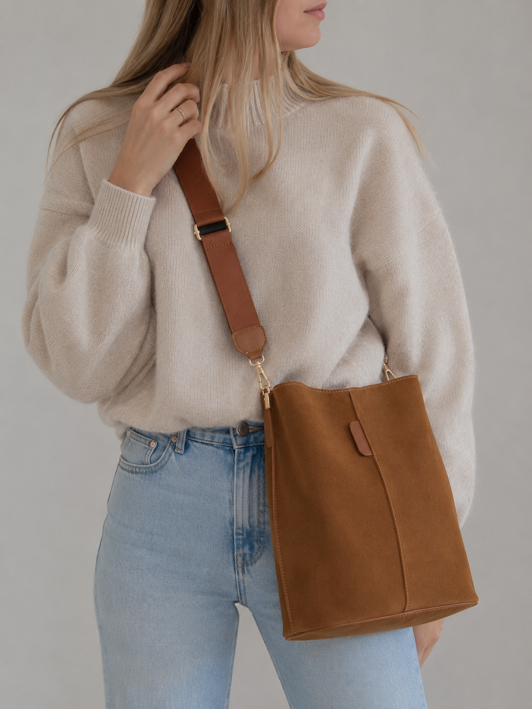 Suede Bucket Bag | Innsbruck